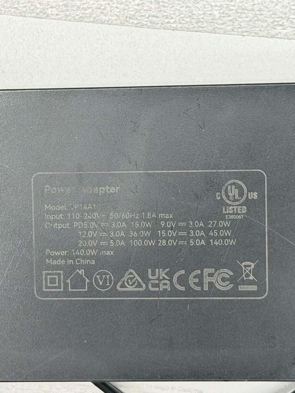 Generic 140W USB-C Power Adapter Model P14A1 - Picture 2 of 6